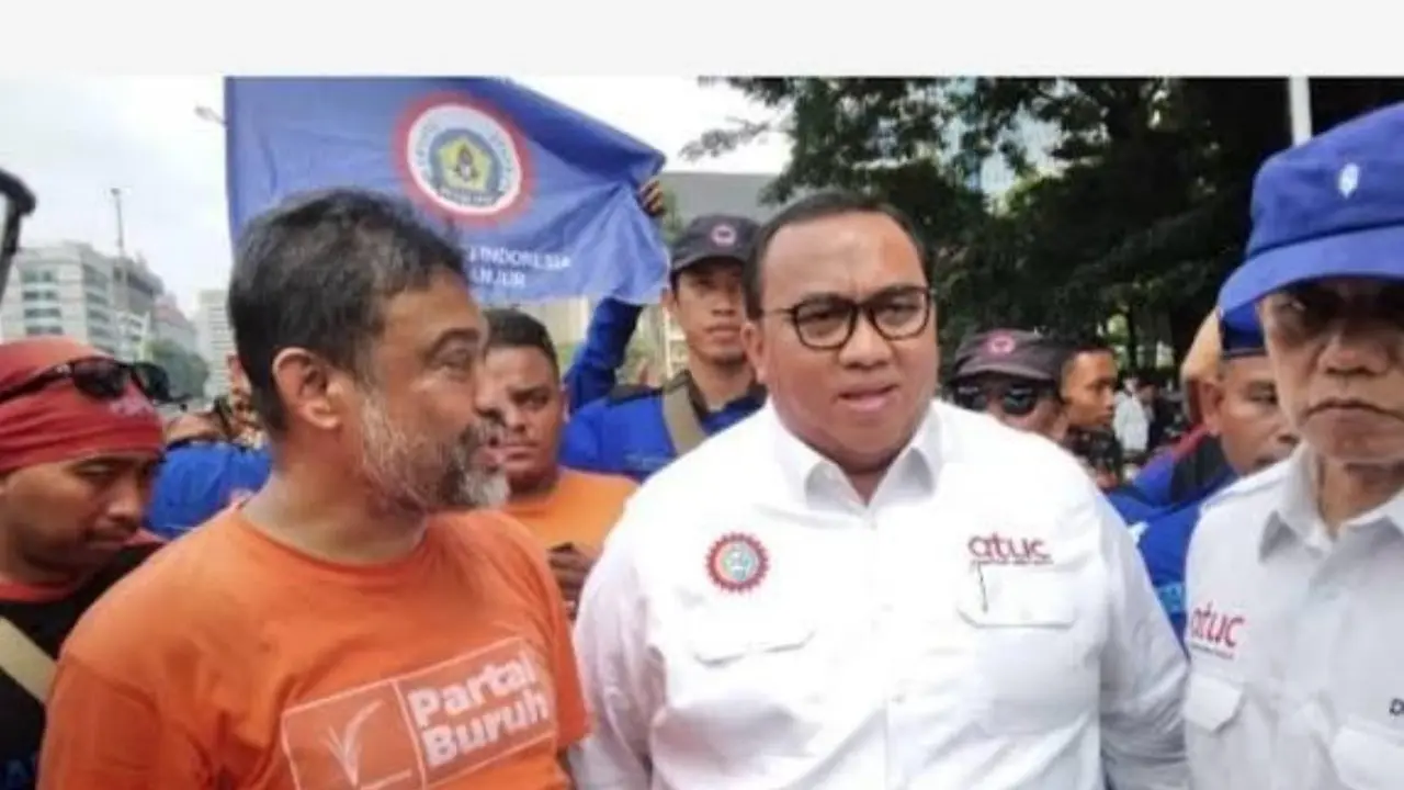 Presiden Konfederasi Serikat Pekerja Seluruh Indonesia (KSPSI) Andi Gani Nena Wea dan Presiden Konfederasi Serikat Pekerja Indonesia (KSPI) Said Iqbal.