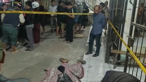 Pria Tewas Bersimbah Darah Usai Ditikam Teman Indekos
