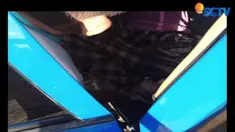 Seorang wanita muda di Kota Pangkalpinang, Bangka Belitung, Rahayu (18), terpaksa melahirkan bayinya di dalam mobil.