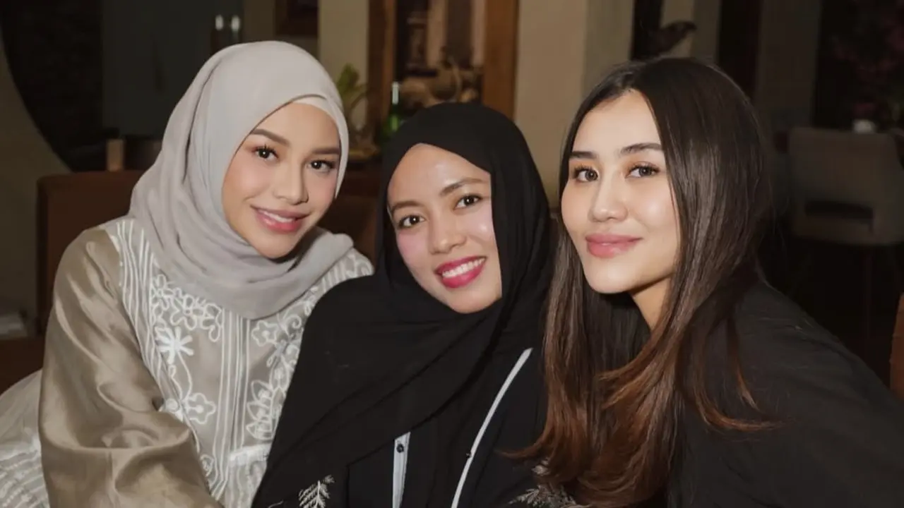 Aurel Hermansyah dan Aaliyah Massaid Saat Bukber Bersama Gen Halilintar. [@aaliyah.massaid]