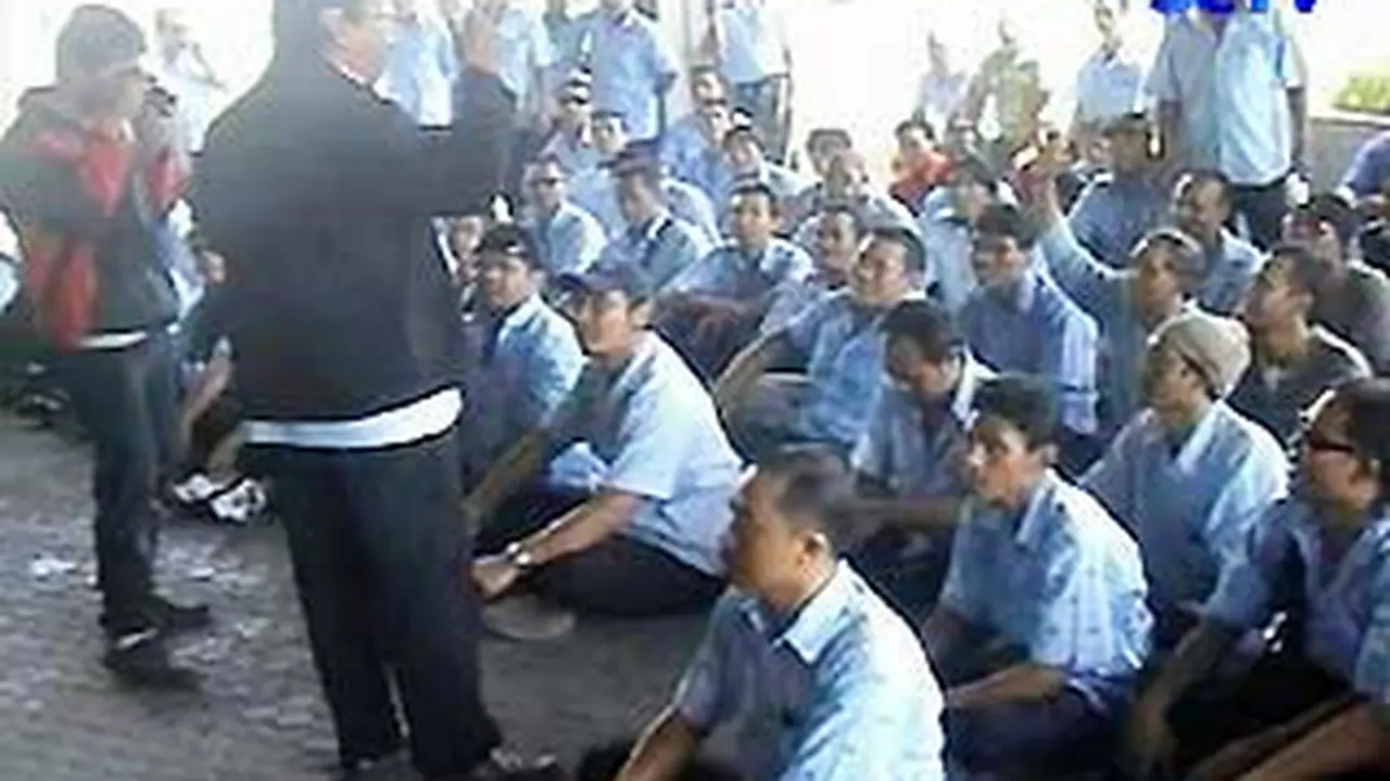 100125dsopir-taksi.jpg
