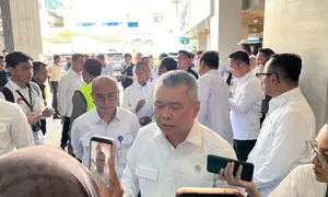 Menteri Perhubungan (Menhub) Dudy Purwagandhi di Kantor Kementerian Perhubungan, Senin (30/3/2026). (Foto: Liputan6.com/Gagas YP)