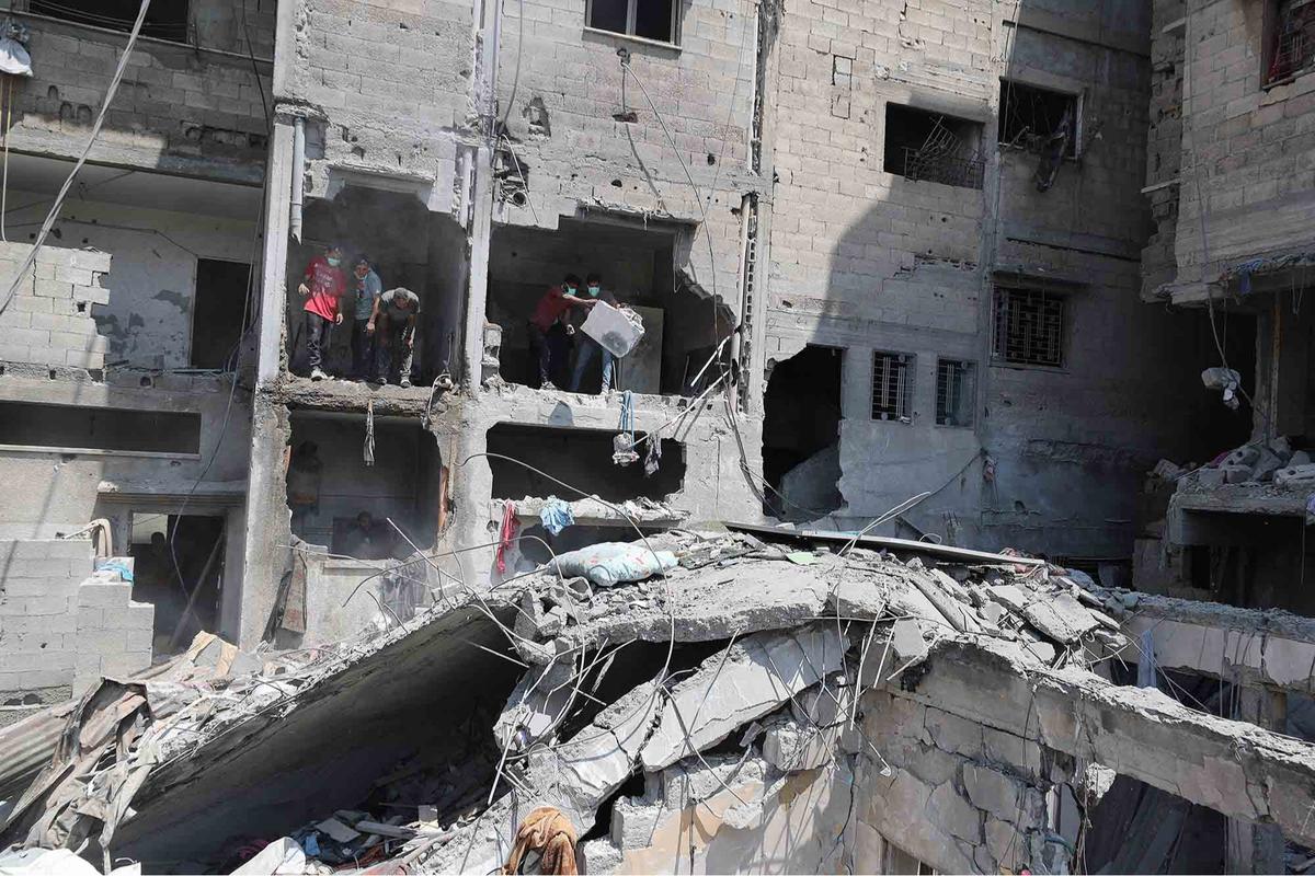 FOTO: Kebiadaban Israel Serang Gaza di Hari Kedua Idul Adha, Sedikitnya 34 Warga Tewas