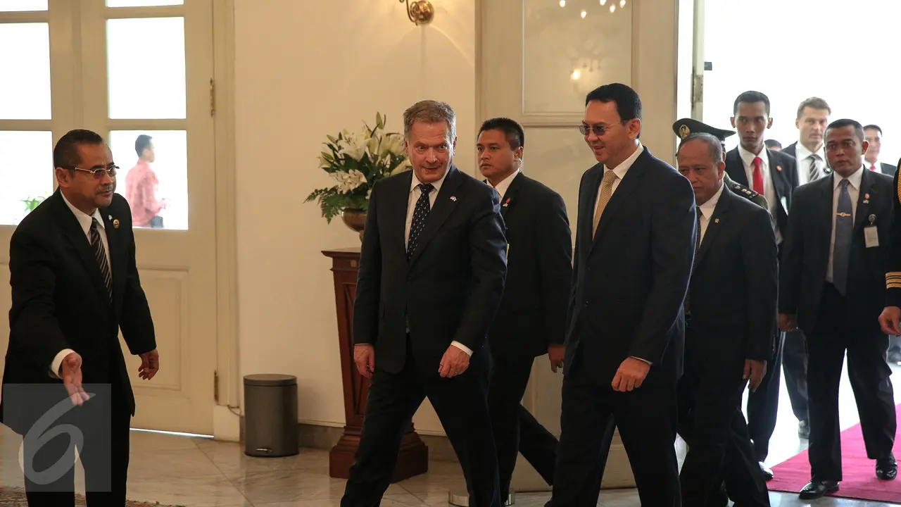 20151104-Presiden Finlandia Kunjungi Gubernur Ahok-Jakarta