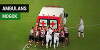 VIDEO: Ambulans Mogok di Tengah Lapangan Saat Bawa Pemain Brasil yang Pingsan