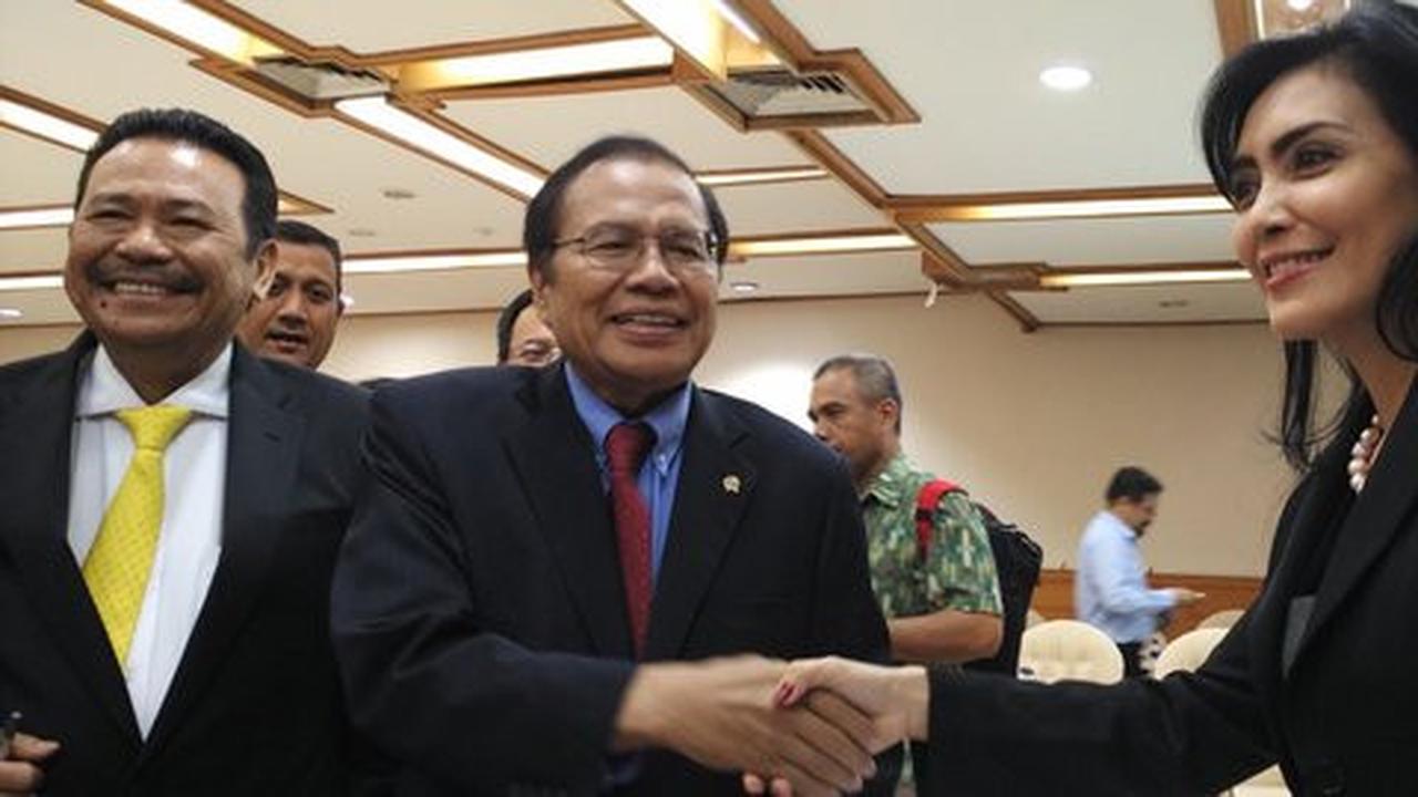 Menko Rizal bakal surati Menteri Rini minta RJ Lino dipecat