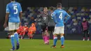 Bek Leicester City, Kiernan Dewsbury-Hall berselebrasi usai mencetak gol ke gawang Napoli pada pertandingan Grup C Liga Europa di Stadion Diego Armando Maradona di Naples, Italia (10/12/2021). Napoli menang atas Leicester City 3-2. (AP Photo/Gregorio Borgia)