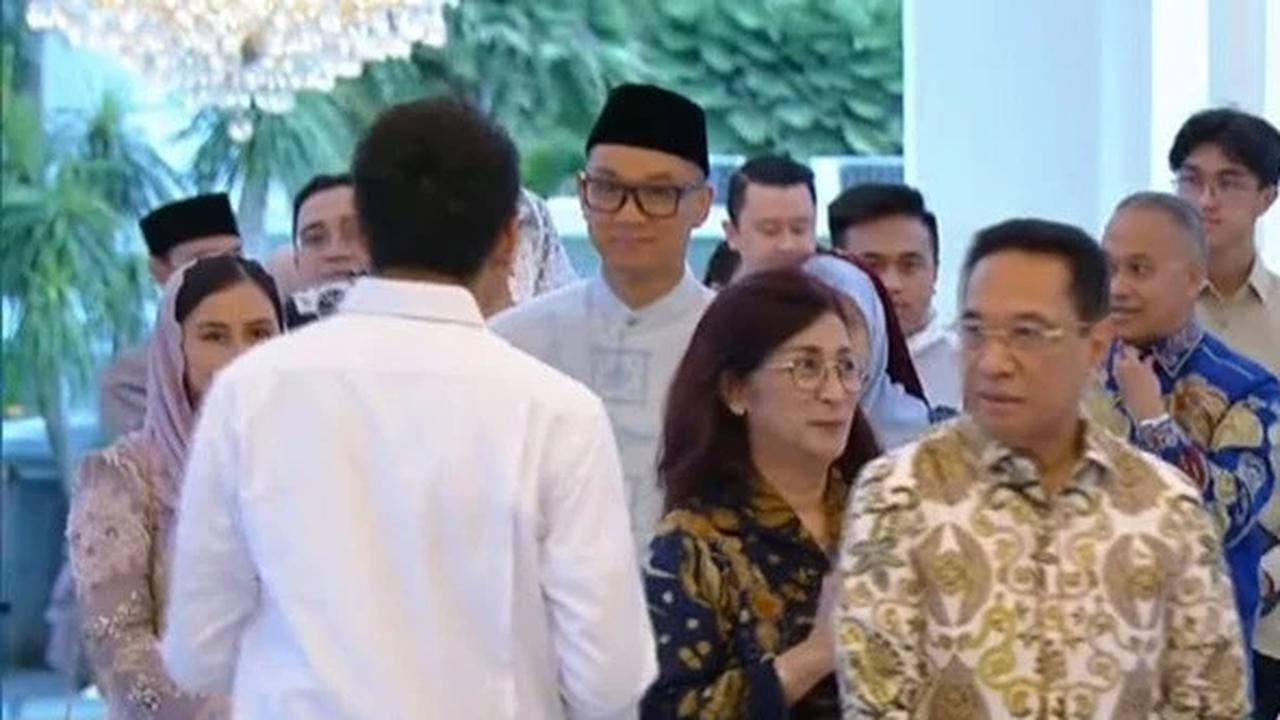 Menteri Antre Open House Prabowo
