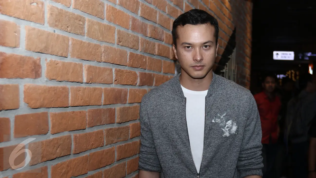 Nicholas Saputra