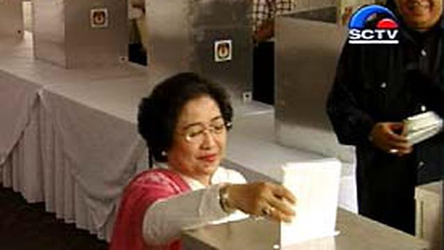 Keluarga Megawati Dan Soeharto Mencoblos Di Menteng News Liputan6 Com