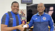 Divaldo Alves dan video analis Zulfikar Firmansyah resmi bergabung dengan klub asal Angola, Interclube. (Dok. Instagram Interclube)