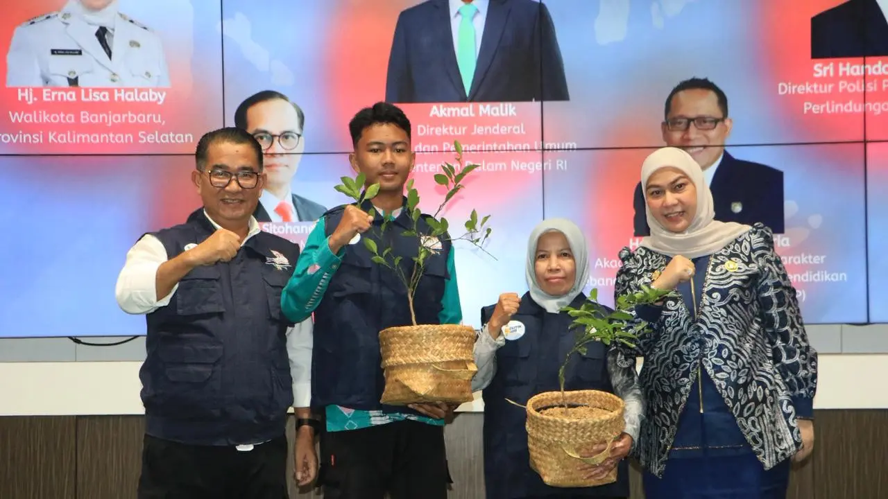 Direktur Jenderal Politik dan Pemerintahan Umum Kementerian Dalam Negeri, Akmal Malik saat kunjungan kerja di Aula Gawi Sabarataan, Balai Kota Banjarbaru. (Istimewa)