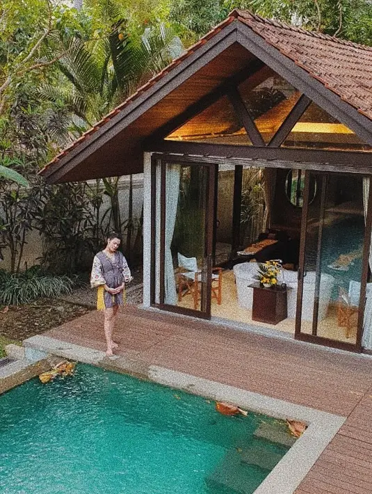 (Instagram/raisa6690)