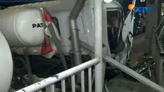 Diduga sopir truk molen mengantuk sehingga tak mampu mengendalikan truk yang dikemudikannnya.