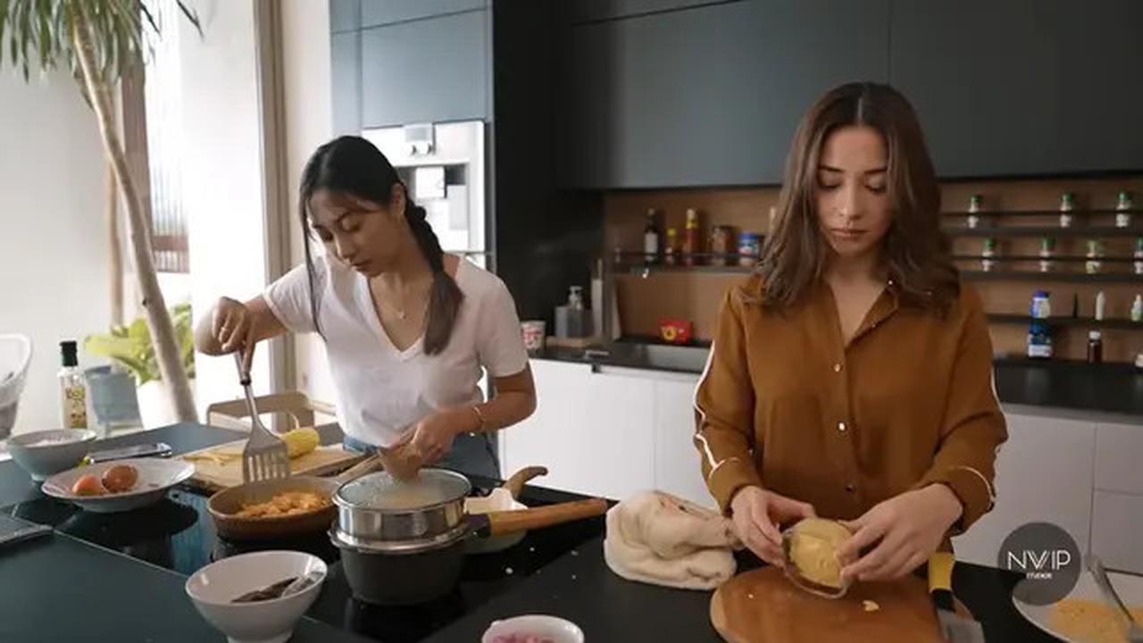 Foto-foto Dapur Rumah Nikita Willy, Elegan dengan Warna Monokrom