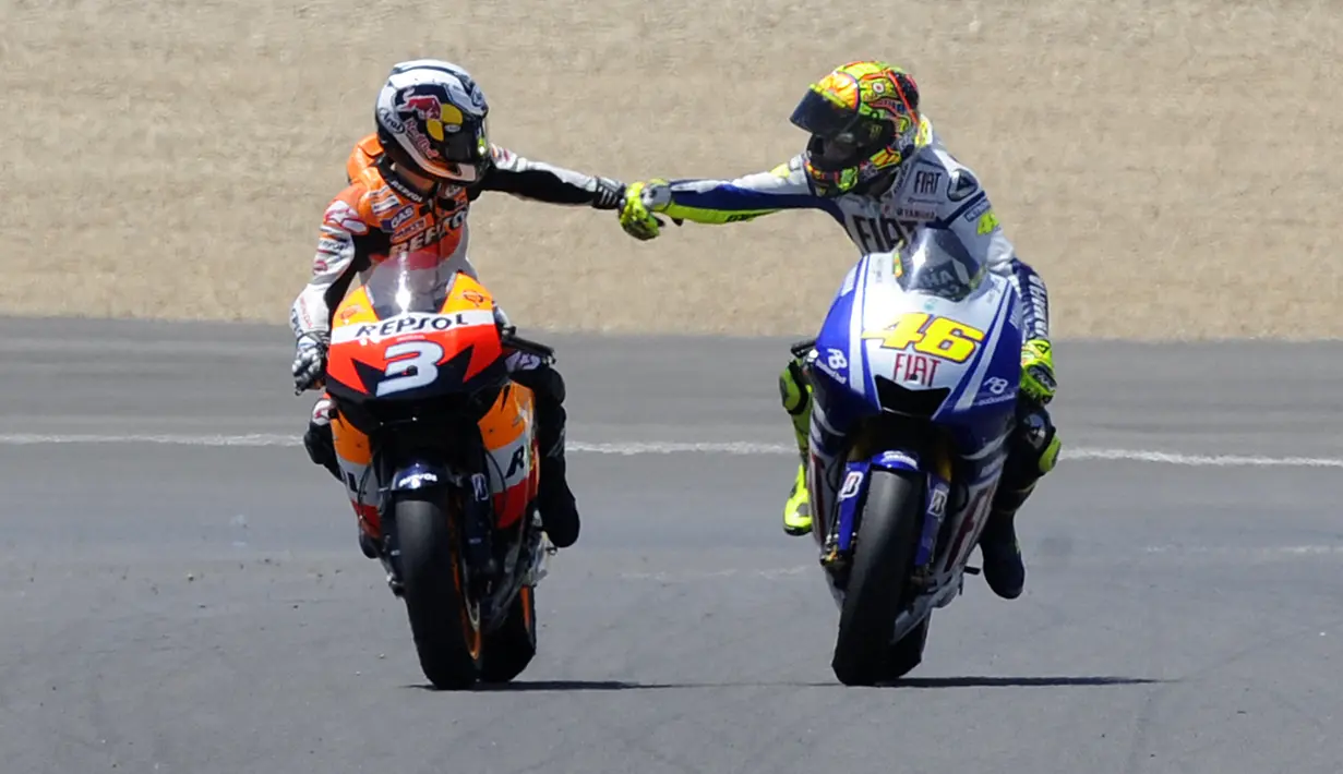 Jadi total dari tahun 1996 hingga 2020 Rossi sudah mengemas 115 kemenangan, 67 podium dua, 53 podium tiga, 65 pole position, 96 race fastest lap dan 9 gelar jaura dunia di semua kelas. (AFP/Cristina Quicler)