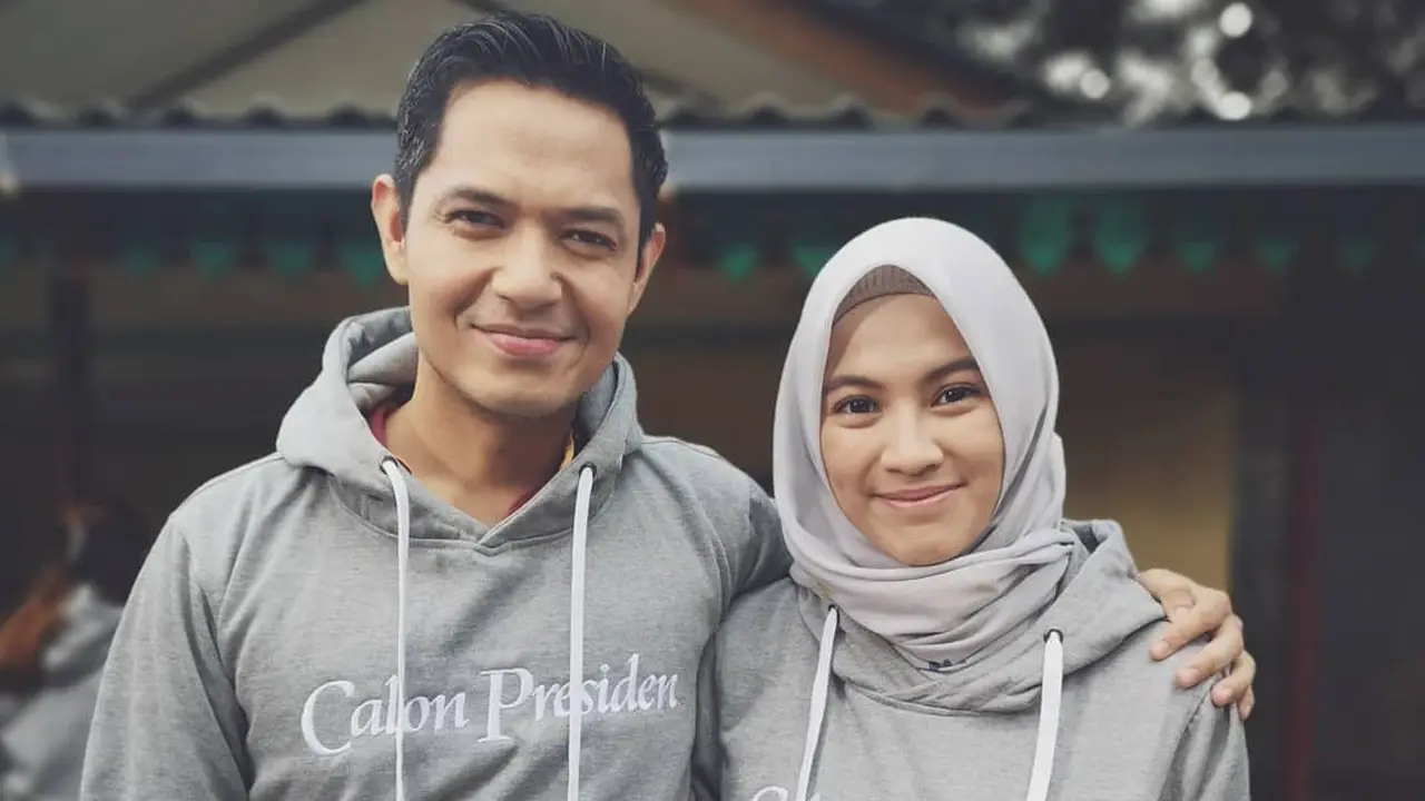 [Fimela] Dude Harlino dan Alyssa Soebandono