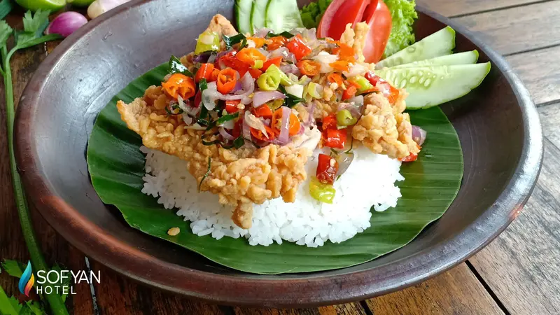 ayam geprek sambal matah