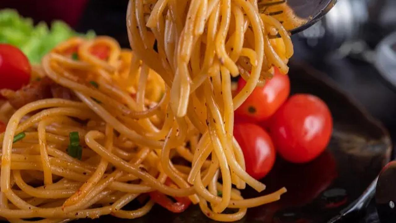 Sebagai catatan, penulis Brightside (2021) menjelaskan, "meski sekilas terlihat sama, sederet makanan yang sering disalahartikan tersebut mempunyai perbedaan tersendiri, salah satunya dari segi rasa."