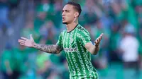 Antony dalam pertandingan Real Betis vs Fiorentina di Conference League, Jumat dini hari WIB (2-5-2025). Betis menang 2-1 di Stadion Benito Villamarin,&nbsp;Antony mencetak gol kedua Betis. (X @RealBetis_en)&nbsp;