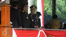 Komjen Pol Tito Karnavian menghadiri upacara HUT Bhayangkara Polri ke-70 di Lapangan Bhayangkara Mabes Polri, Jakarta, Jumat (1/7). Sejumlah mantan Kapolri dan jajaran Polri tampak hadir dalam acara itu. (Liputan6.com/Helmi Afandi)
