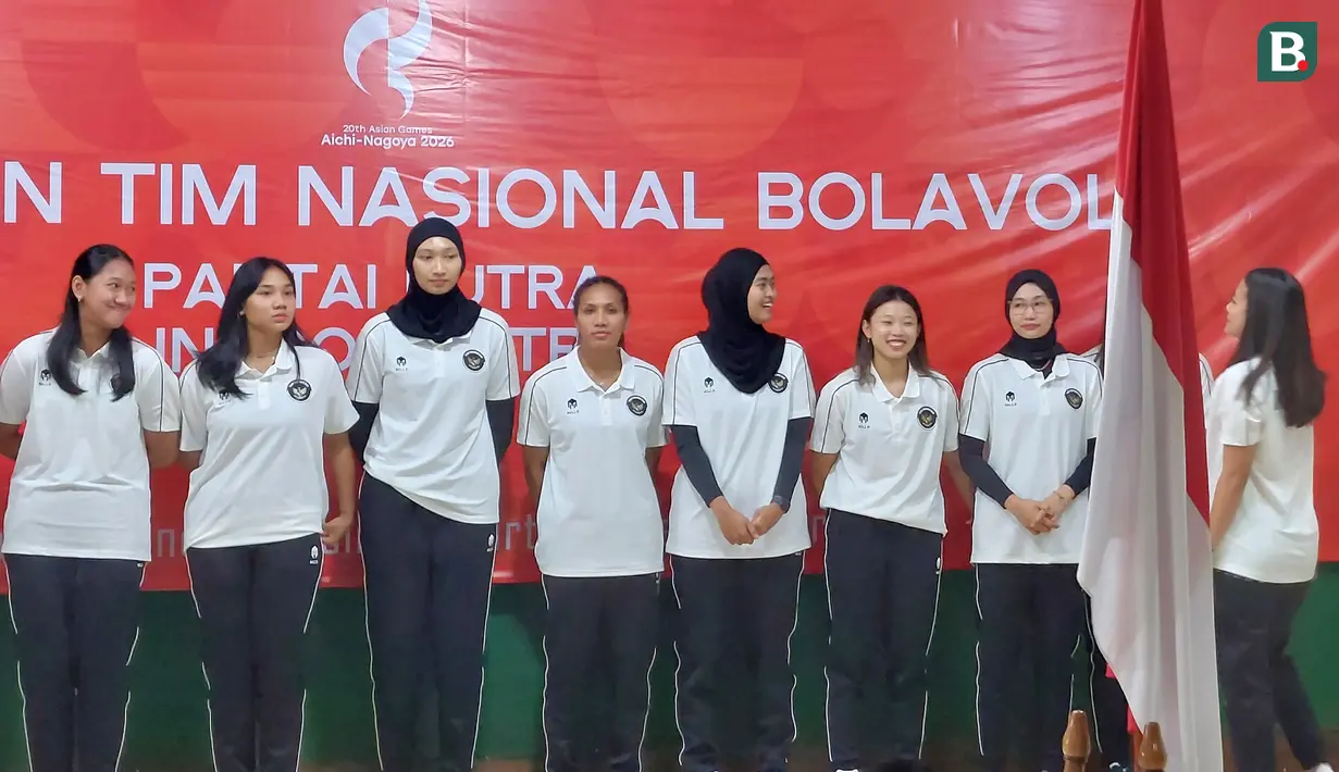 Timnas voli putri Indonesia mengikuti acara pelepasan menuju Asian Games 2026 di Padepokan Voli Jenderal Polisi Kunarto, Sentul, Bogor, Minggu (13/9/2026). Srikandi Merah Putih dilepas PP PBVSI untuk berlaga di Aichi-Nagoya, Jepang, dengan target menembus lima besar. (Bola.com/Arif Anggara Mulya)