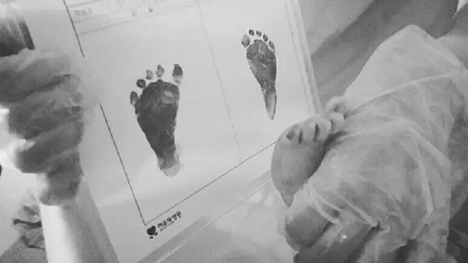 Anak kedua Jin Goo telah lahir. (via. Soompi)