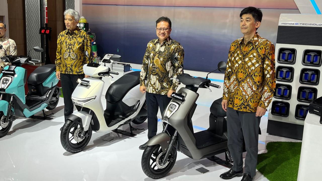 Tampil di IMOS 2024, Ini Perbedaan Honda ICON e: dan CUV e: