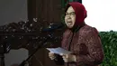 Wali Kota Surabaya Tri Rismaharini memberi sambutan saat peluncuran gerakan Jaga Bhumi periode ke-2 di Jakarta, Rabu (21/11). Gerakan ini memiliki slogan 'Kembalikan Kejayaan Alam Indonesia'. (Liputan6.com/Immanuel Antonius)