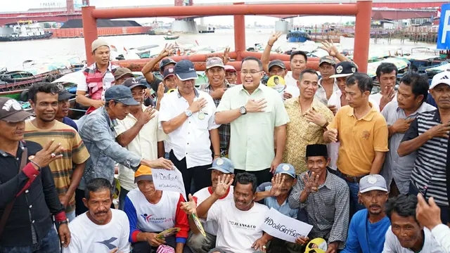 Siswa SMA Hadiahkan Lagu Dukungan untuk Anak Gubernur Sumsel