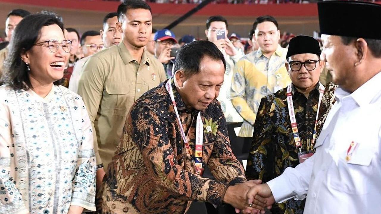 VIDEO: Detik-Detik Prabowo Banggakan Sri Mulyani, Cetak Sejarah Satu Bulan Berkuasa