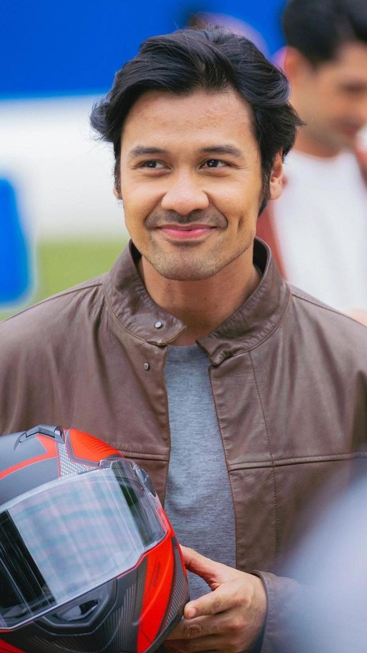6.&nbsp;Chicco Jerikho: Kesempurnaan Keluarga dalam Setiap Perjalanan