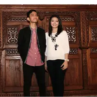 Selvi Ananda dan Gibran Rakabuming Raka  (Foto: Reza Kuncoro)