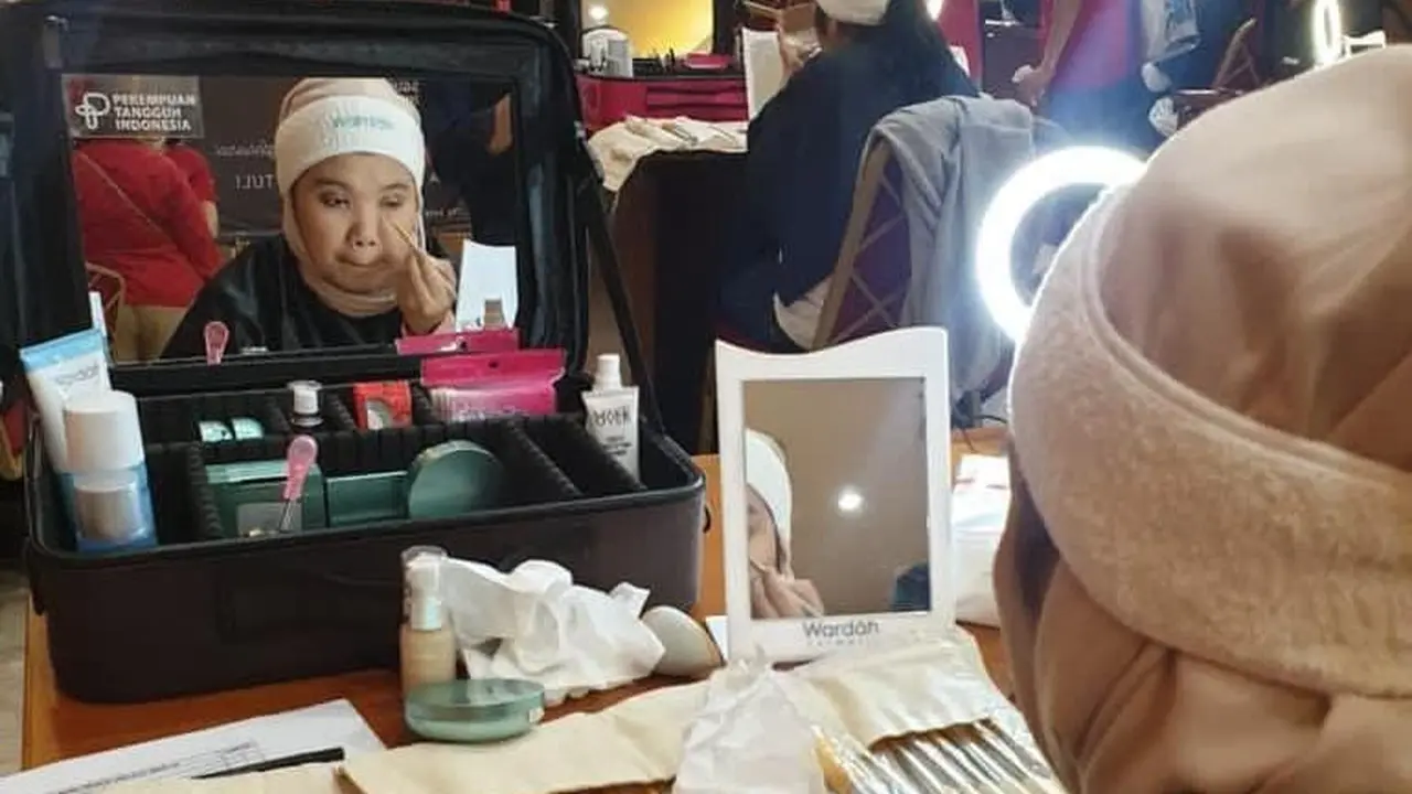 Sahabat Tuli membuktikan bahwa dalam keterbatasan, mereka mampu membuka peluang kemandirian ekonomi melalui wirausaha khususnya di sektor UMKM.