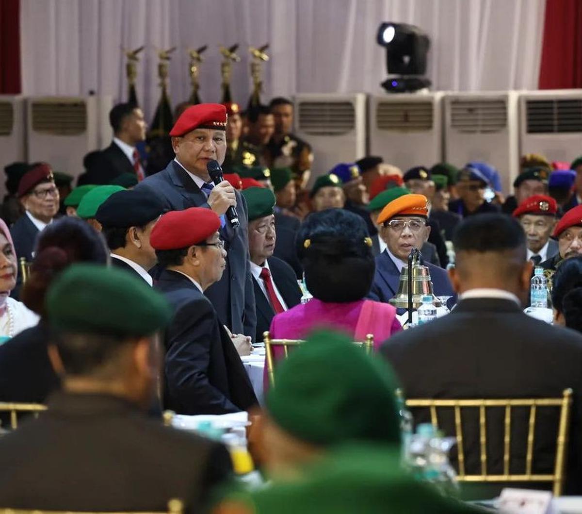 Hadir sejumlah pensiunan perwira tinggi, seperti Presiden RI Ke-6 Jenderal TNI (Purn) Susilo Bambang Yudhoyono, Jenderal (Purn) Wiranto dan Jenderal (Purn) Hendropriyono.&nbsp;&nbsp;