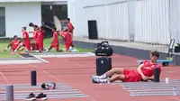 Pemain Timnas Indonesia, Mauro Zijlstra, mengikuti sesi latihan terpisah di Stadion Madya, Komplek Gelora Bung Karno, Jakarta, Minggu (29/3/2026). (Bola.com/M Iqbal Ichsan)