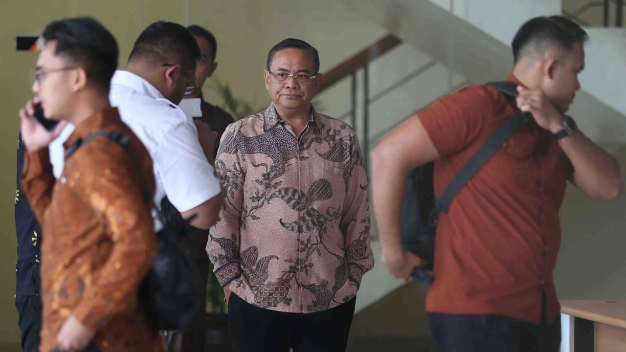 FOTO: Bupati Pati Sudewo Kembali Diperiksa KPK Terkait Dugaan Kasus Korupsi Jalur Kereta