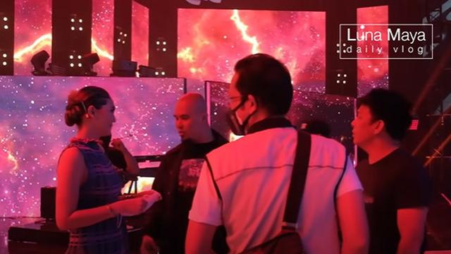 6 Momen Luna Maya dan Ariel NOAH Bertemu di Panggung, Saling Sapa