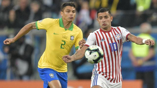 Foto Copa America: 5 Pemain Gaek yang Masih Berlaga di Turnamen CONMEBOL Copa America 2021, Bravo yang Tertua