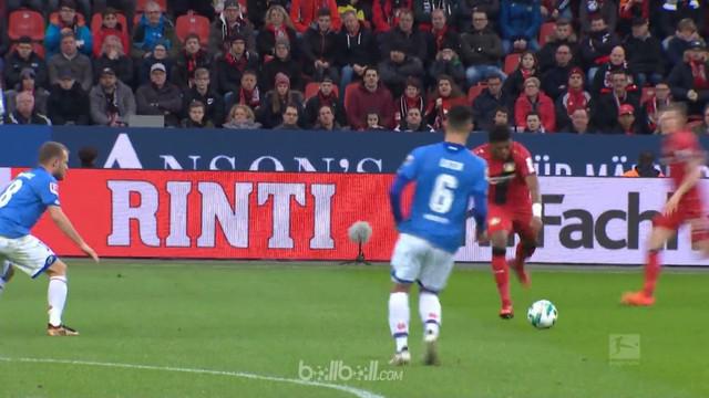 Bayer Leverkusen naik ke posisi kedua klasemen seusai menang 2-0 atas Mainz, Minggu (28/1). Selepas babak pertama yang membosankan...