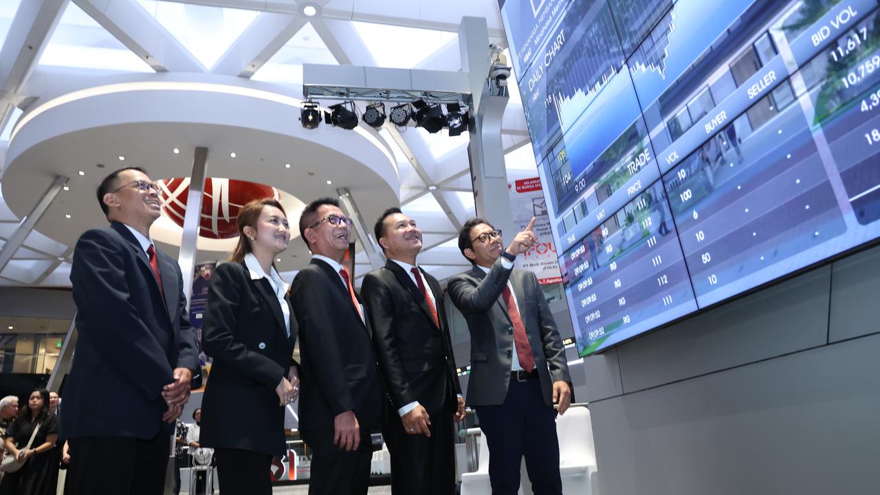 Pencatatan perdana saham PT Minasaha Membangun Hebat Tbk (HBAT), Senin (7/8/2023). (Foto: BEI)