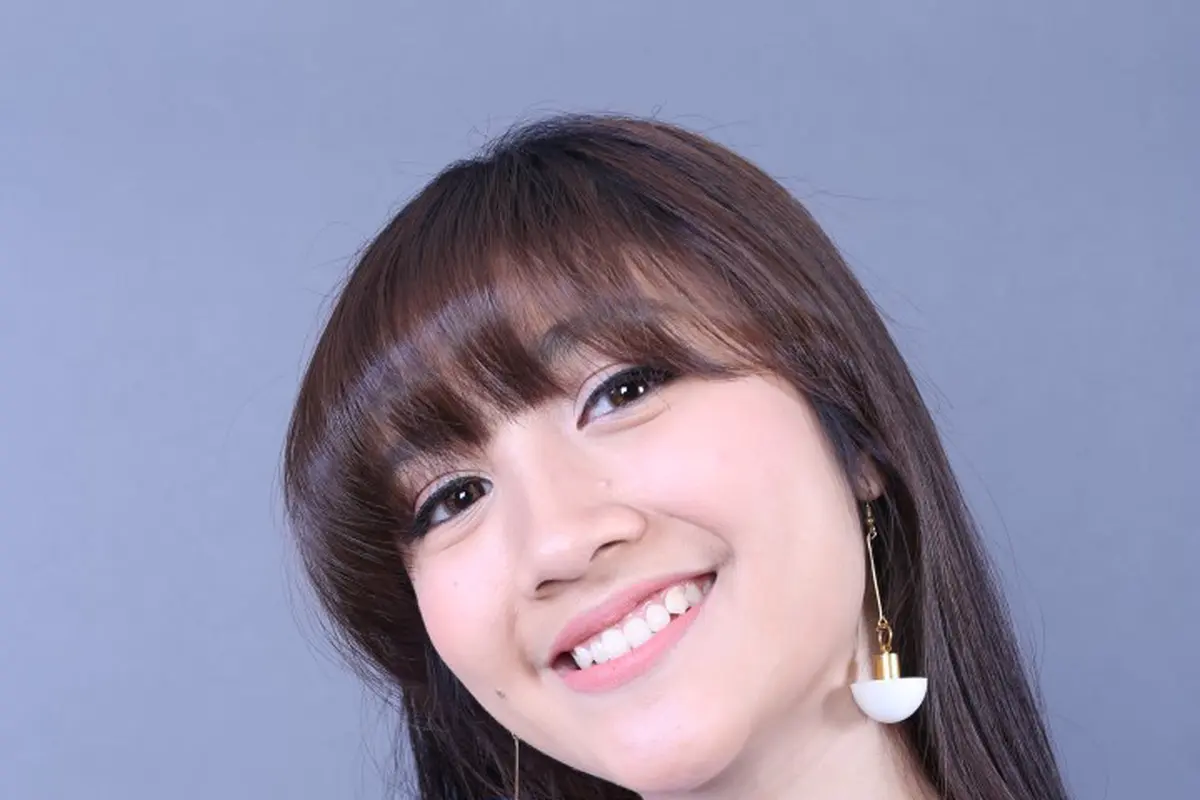 [Bintang] Febby Blink