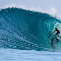 Walau berukuran tak terlalu besar, Nias punya sejuta pesona yang bisa ditawarkan.