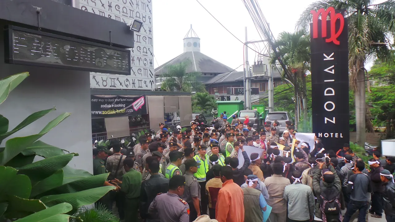 Dituduh Pakai Lafaz Allah Jadi Logo, Hotel Bandung Didemo Warga