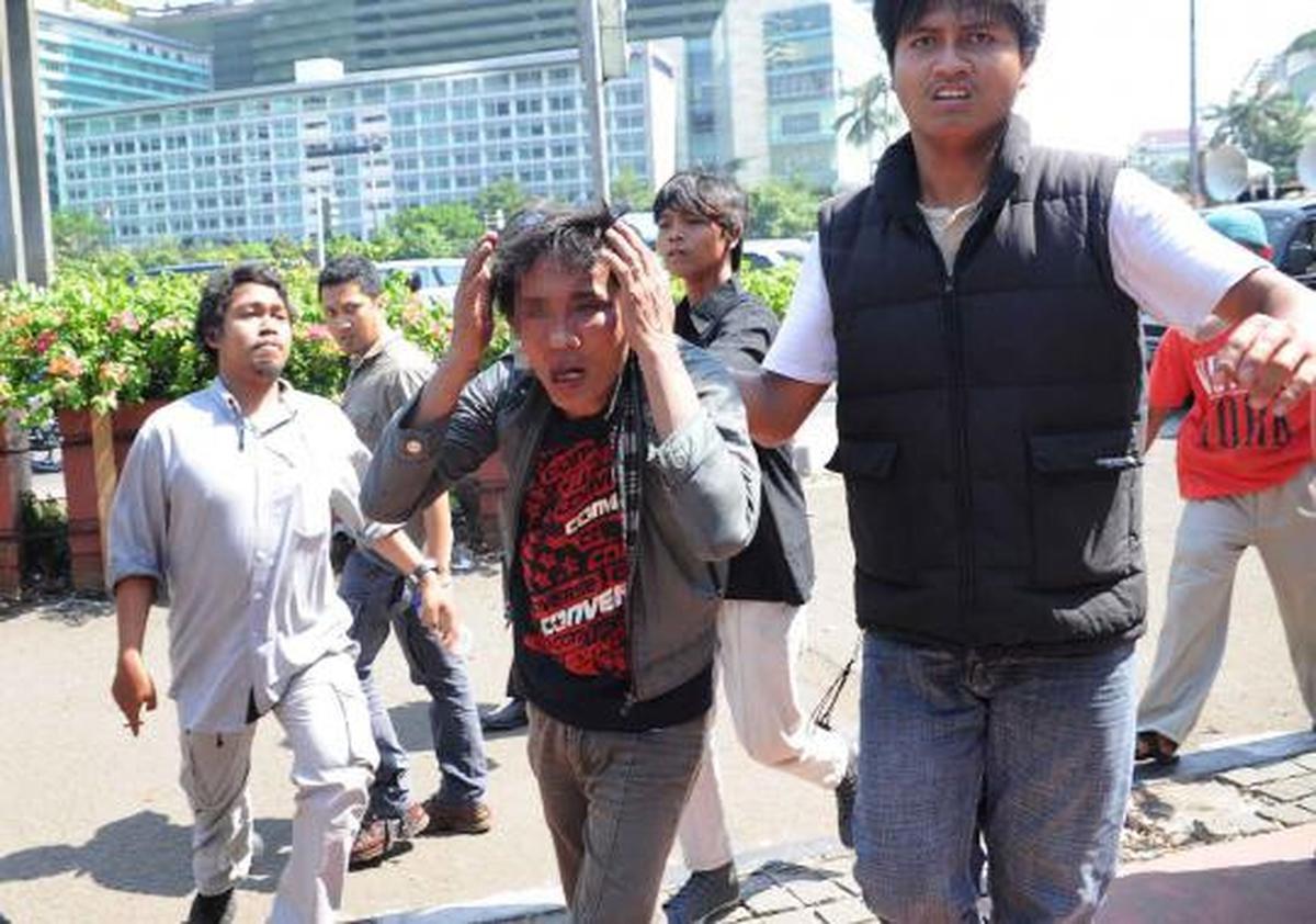 Dua pencopet babak belur dikeroyok massa