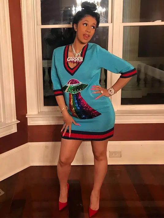 Hal tersebut pun ia ungkap melalui akun Twitter pribadinya. (instagram/iamcardib)