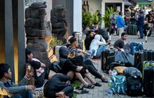 FOTO: KBRI Phnom Penh Dibanjiri WNI Keluar dari Jaringan Penipuan Daring