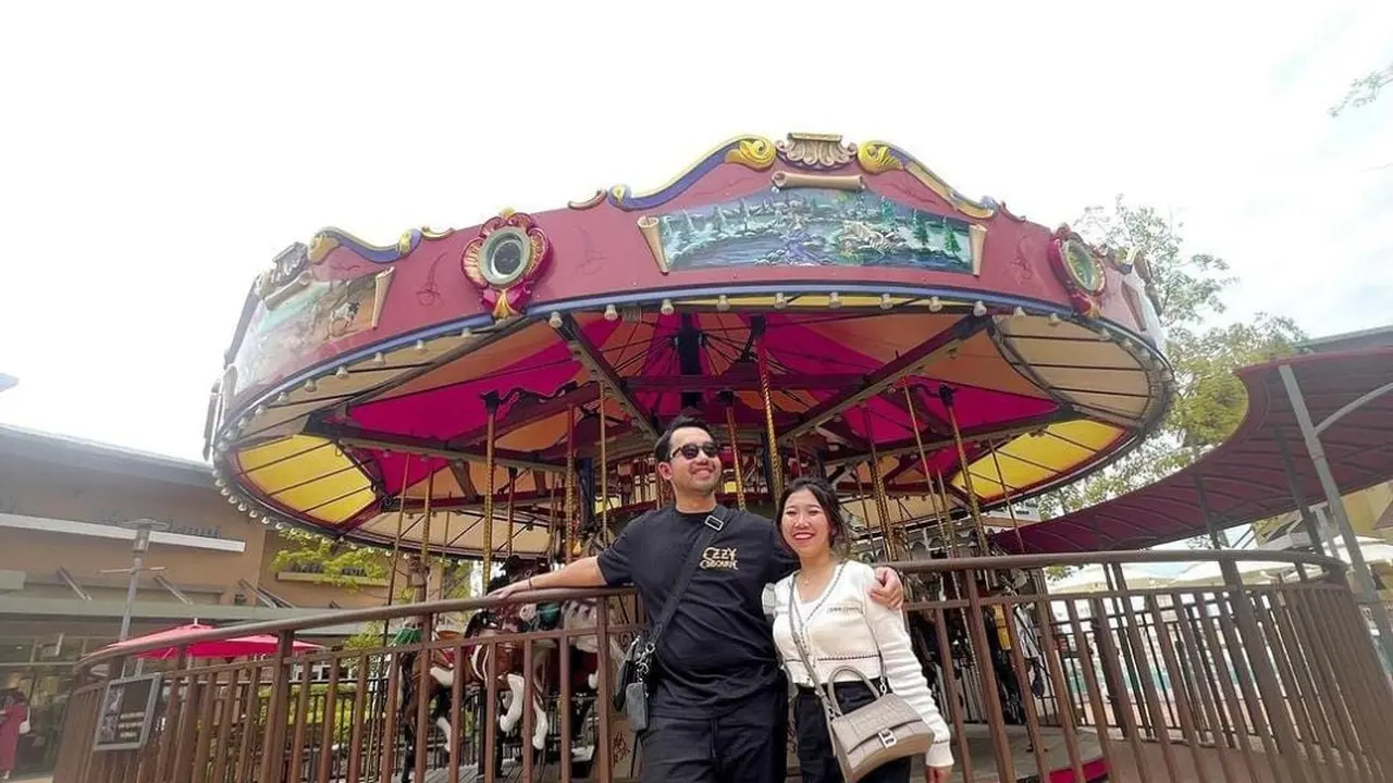 Kiky Saputri liburan di Korea