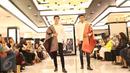 Model membawakan busana batik pada soft launching New Playground-The Legacy, Lippo Mall Kemang, Jakarta, Rabu (12/10). The Legacy menghadirkan produk lokal desainer Indonesia, pengrajin, serta pengusaha berskala UKM. (Liputan6.com/Immanuel Antonius)