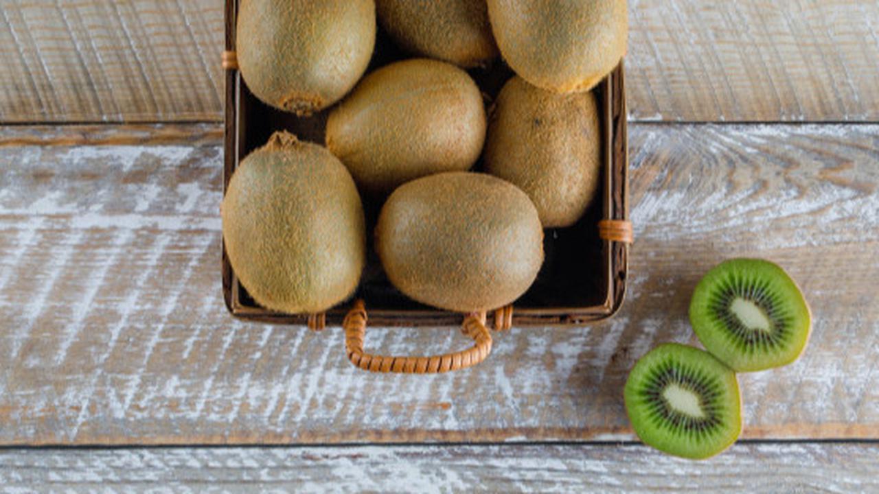 10 Buah-buahan Ampuh Penurun Darah Tinggi Tanpa Efek Samping